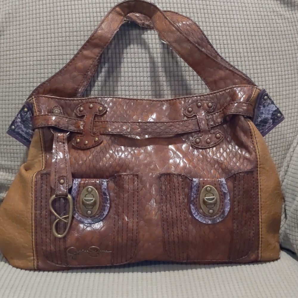 Multi compartment Jessica Simpson purse